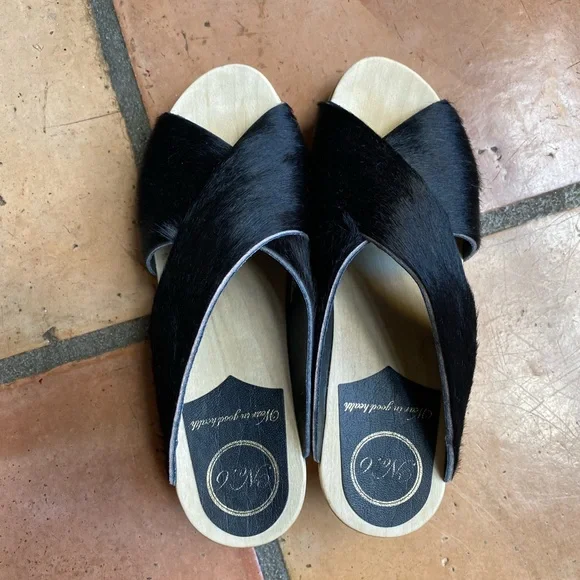 Like new No.6 clog wedges - Picture 2 of 4